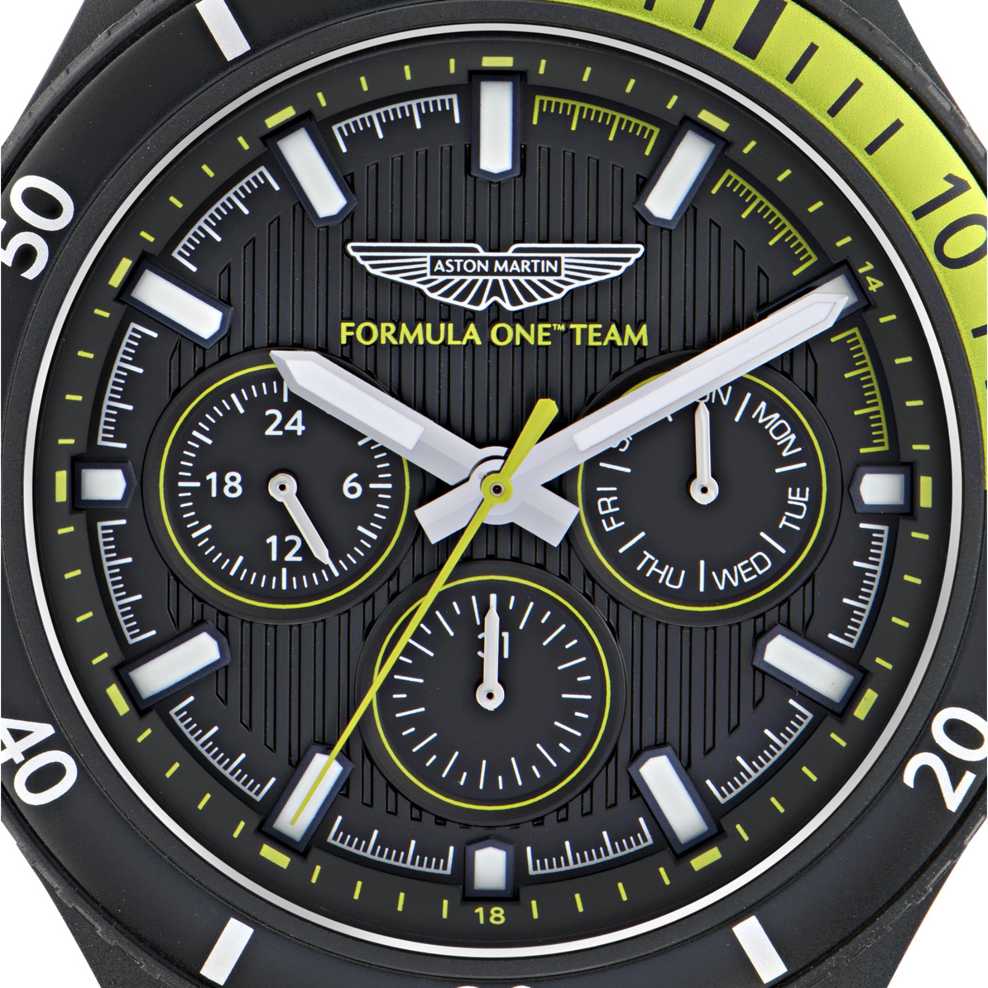 Aston Martin Aramco Formel Eins Team Quarz Chronograph Schwarzes Zifferblatt Gelbes und Schwarzes Silikonarmband Herren Uhr MTFP1F502