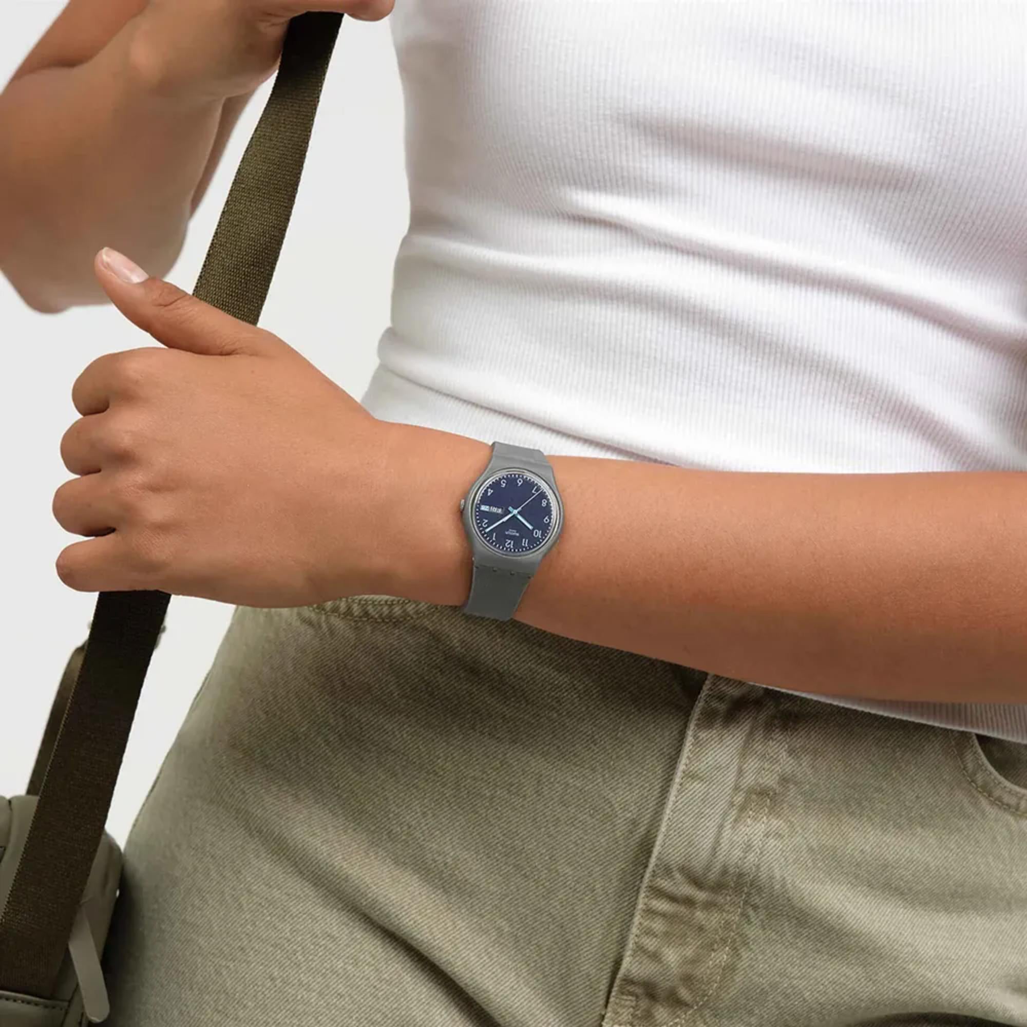 Swatch Originals Fliesen Zifferblatt Quarz Blau Zifferblatt Silikonarmband Uhr SO28M701