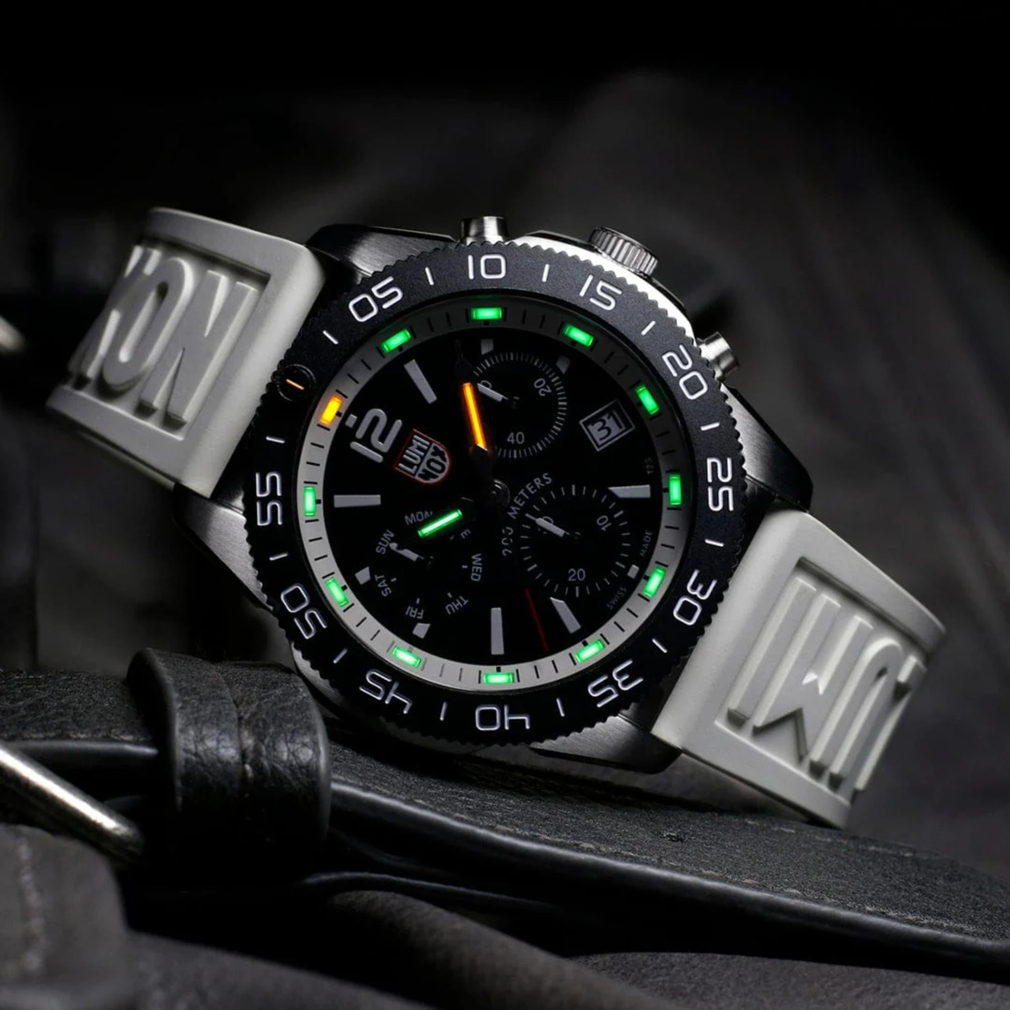 Luminox XS.3141.SET Pacific Diver Chronograph Quartz Watch