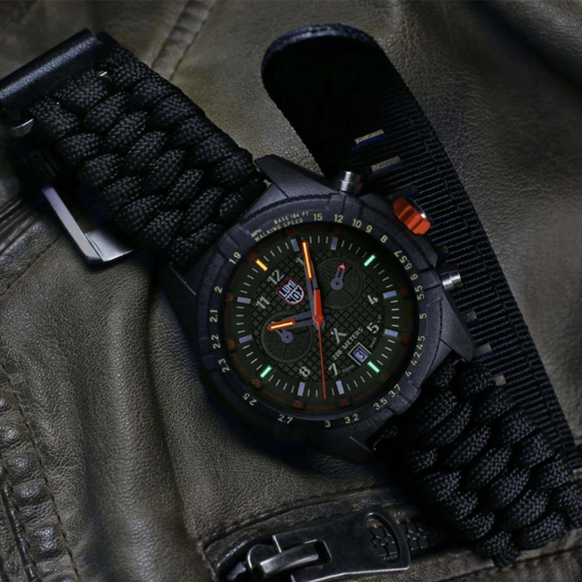 Luminox Bear Grylls Survival Land Serie Quarz Grünes Zifferblatt Schwarzes Textilarmband Herren Uhr XB.3797.KM