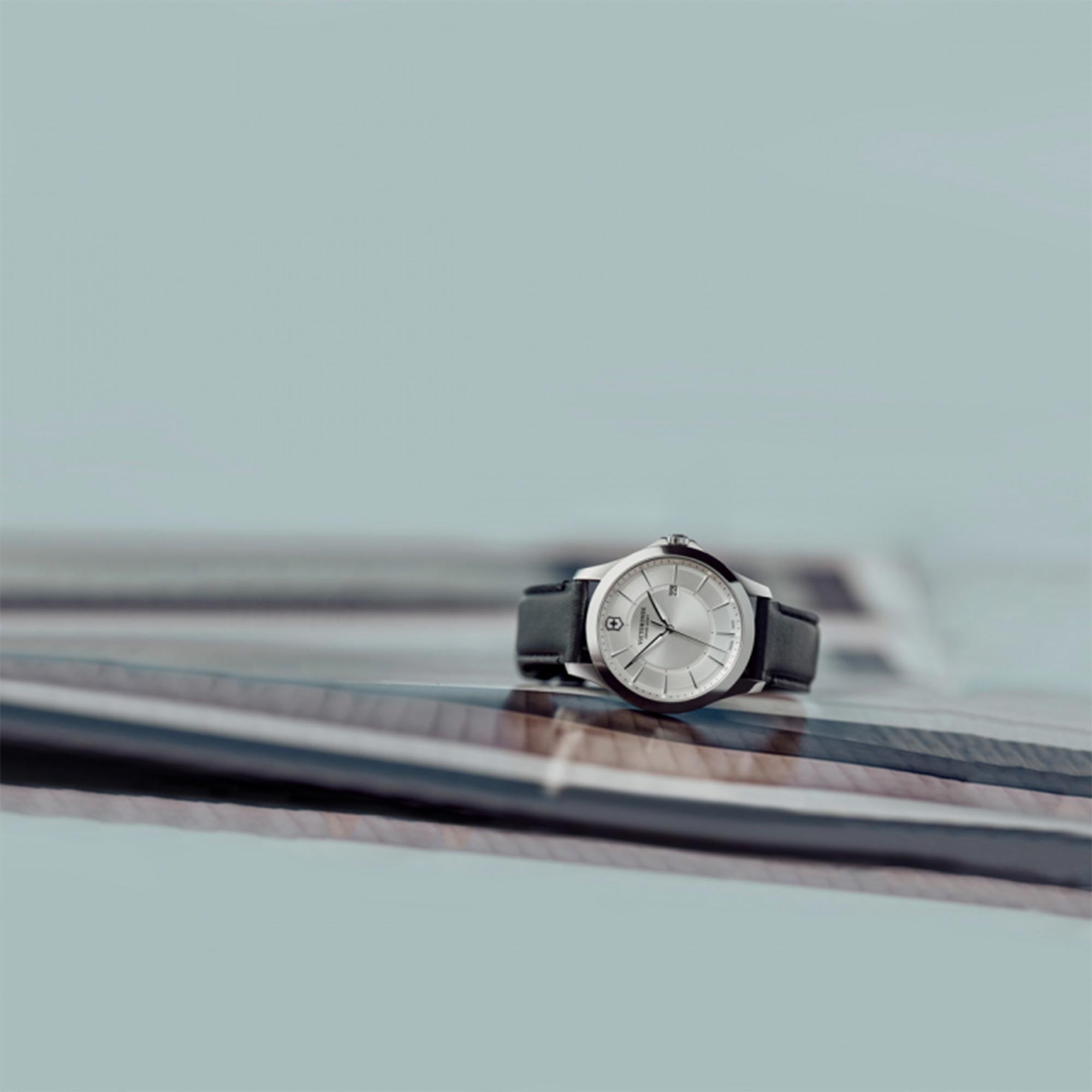 Victorinox Alliance 40mm Silver Dial Leather Mens Quartz Watch 241905
