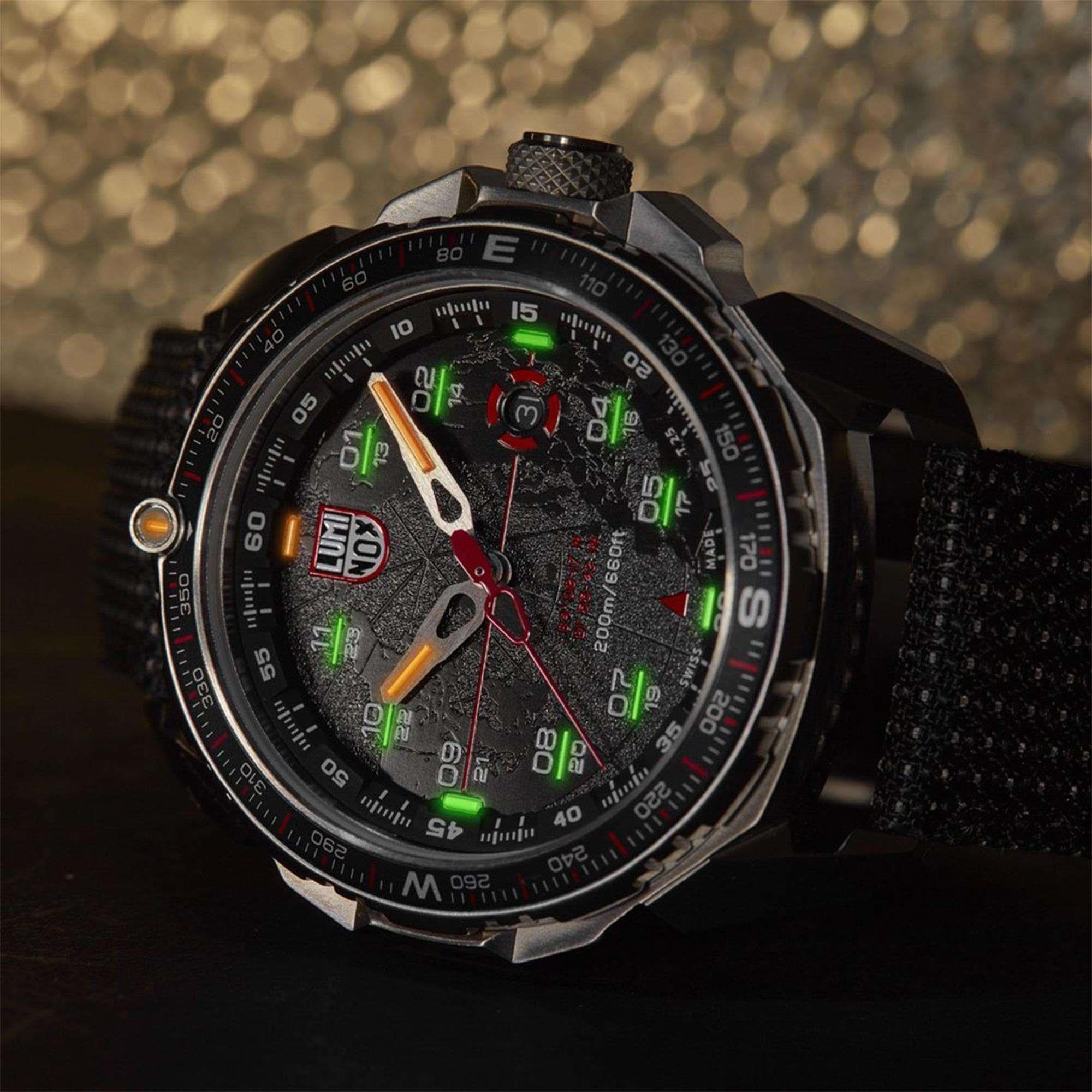 Luminox ICE-SAR Quarz Schwarzes Zifferblatt Textilarmband Herren Uhr XL.1201
