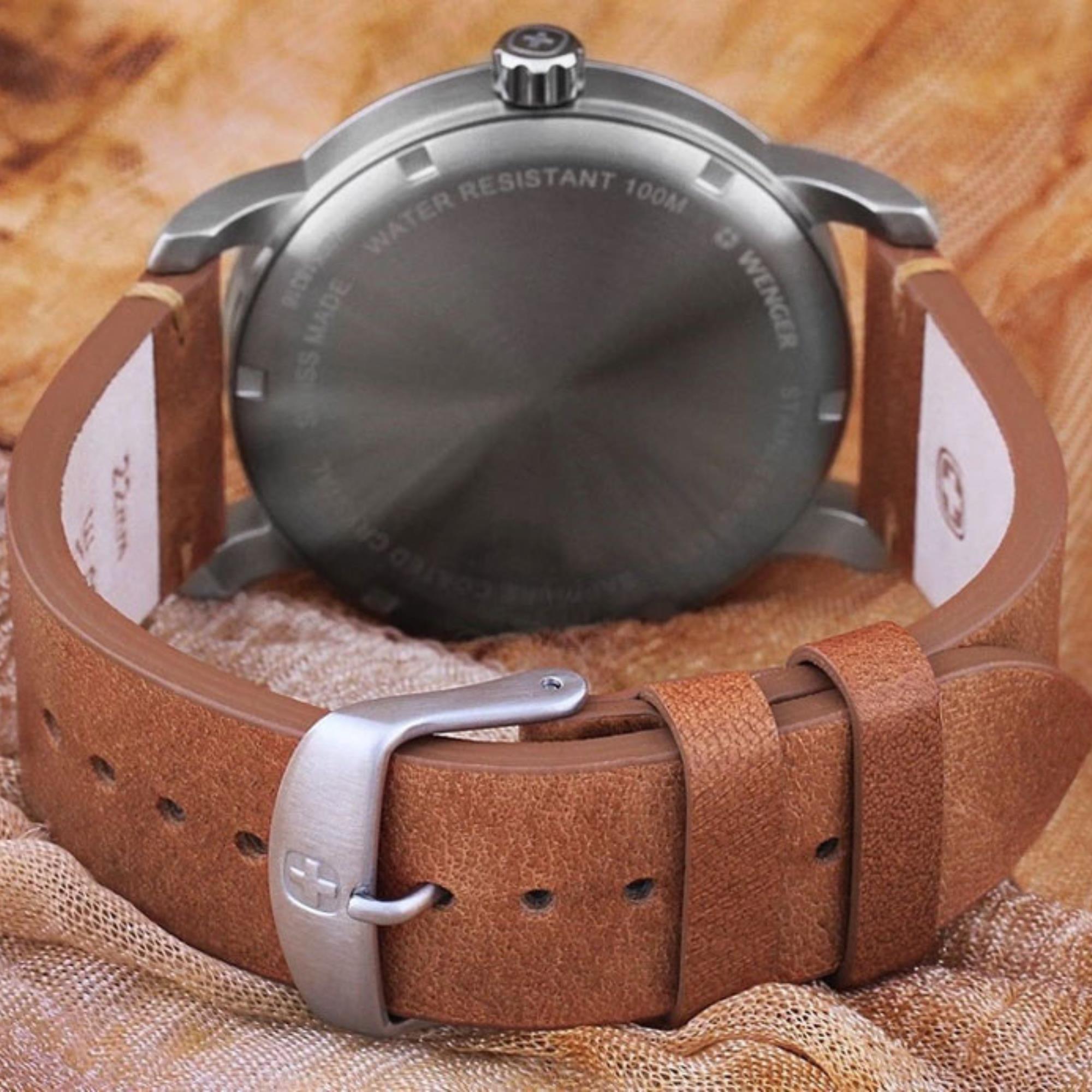 Wenger Attitude Quarz Creme Zifferblatt Braunes Lederarmband Herren Uhr 01.1541.117