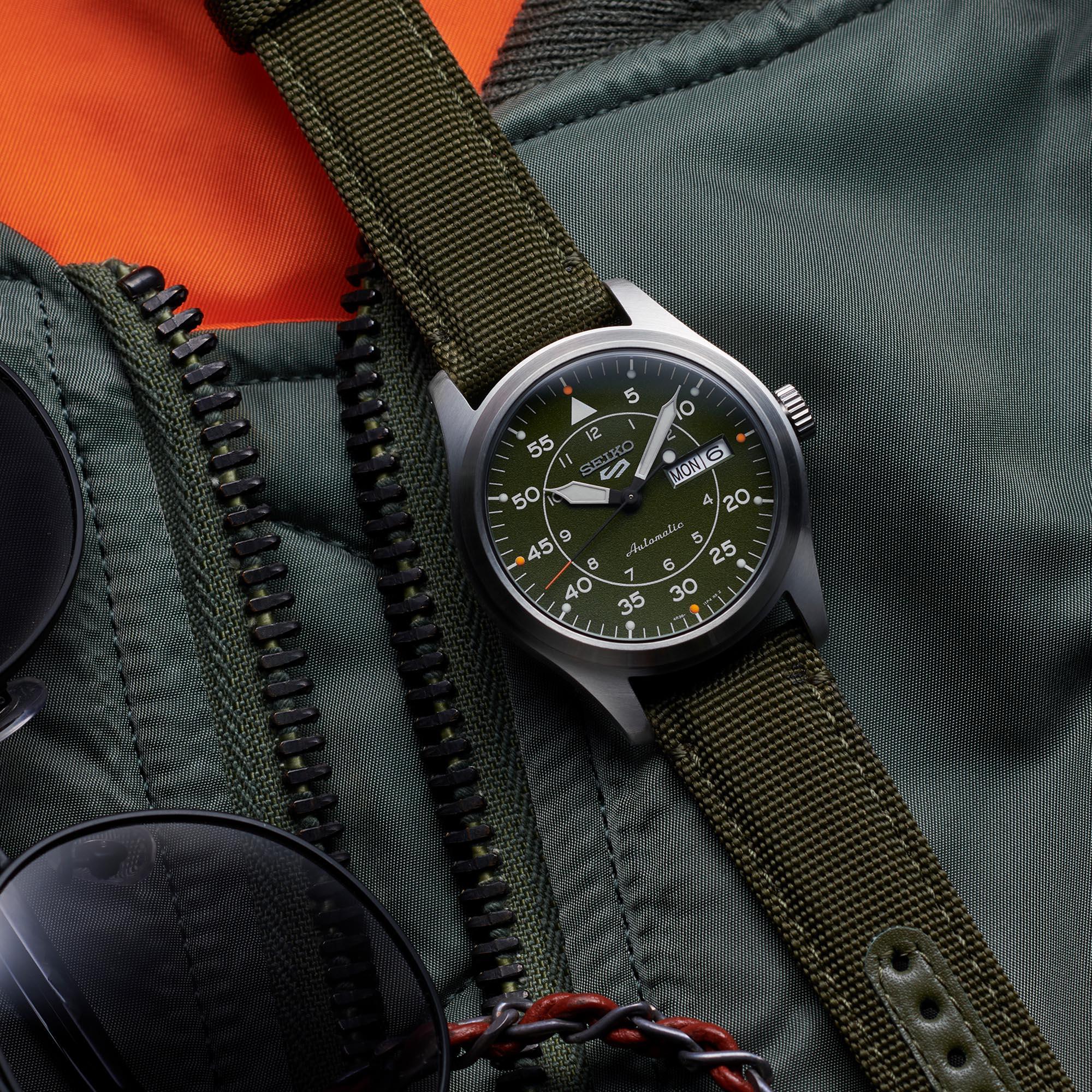 Seiko 5 Sports Flieger Pilot/Aviation Automatik Grüne Zifferblatt Grünes Nylonarmband Herren Uhr SRPH29K1