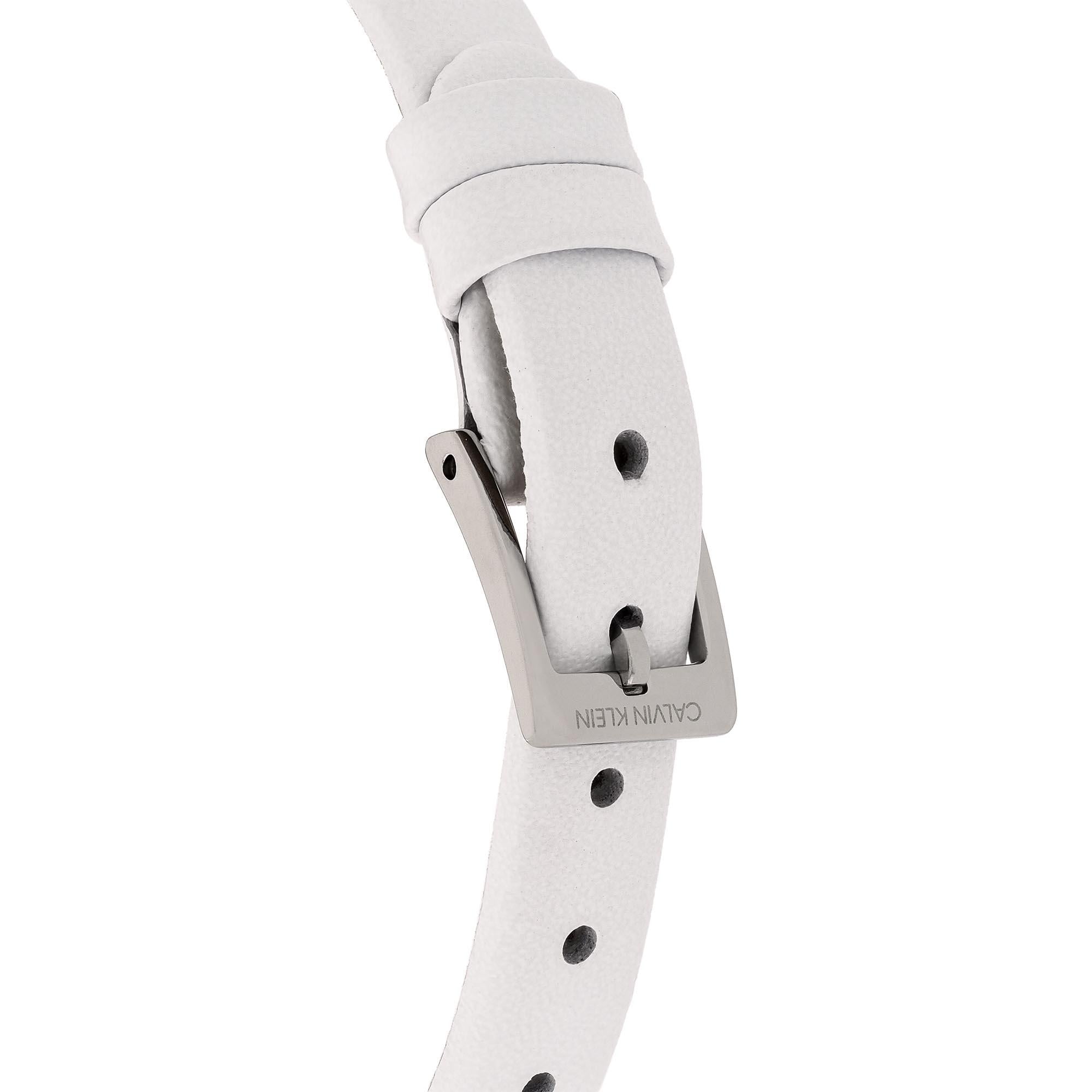 Calvin Klein Wavy Quarz Silbernes Zifferblatt Edelstahlarmband Damen Uhr K8P231L6