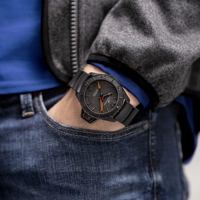 Hamilton Khaki Navy Frogman H77845330 300m automatic dive watch on wrist
