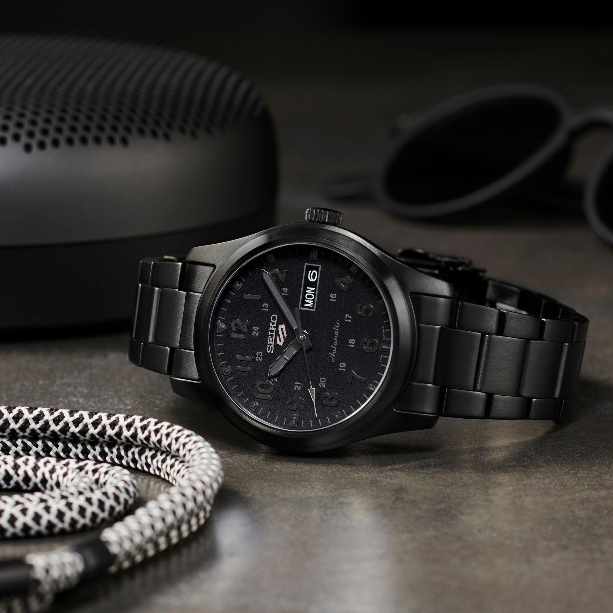 Seiko 5 Sports Field Militär 'Stealth' Automatik Schwarzes Zifferblatt Schwarze PVD Herren Uhr SRPJ09K1