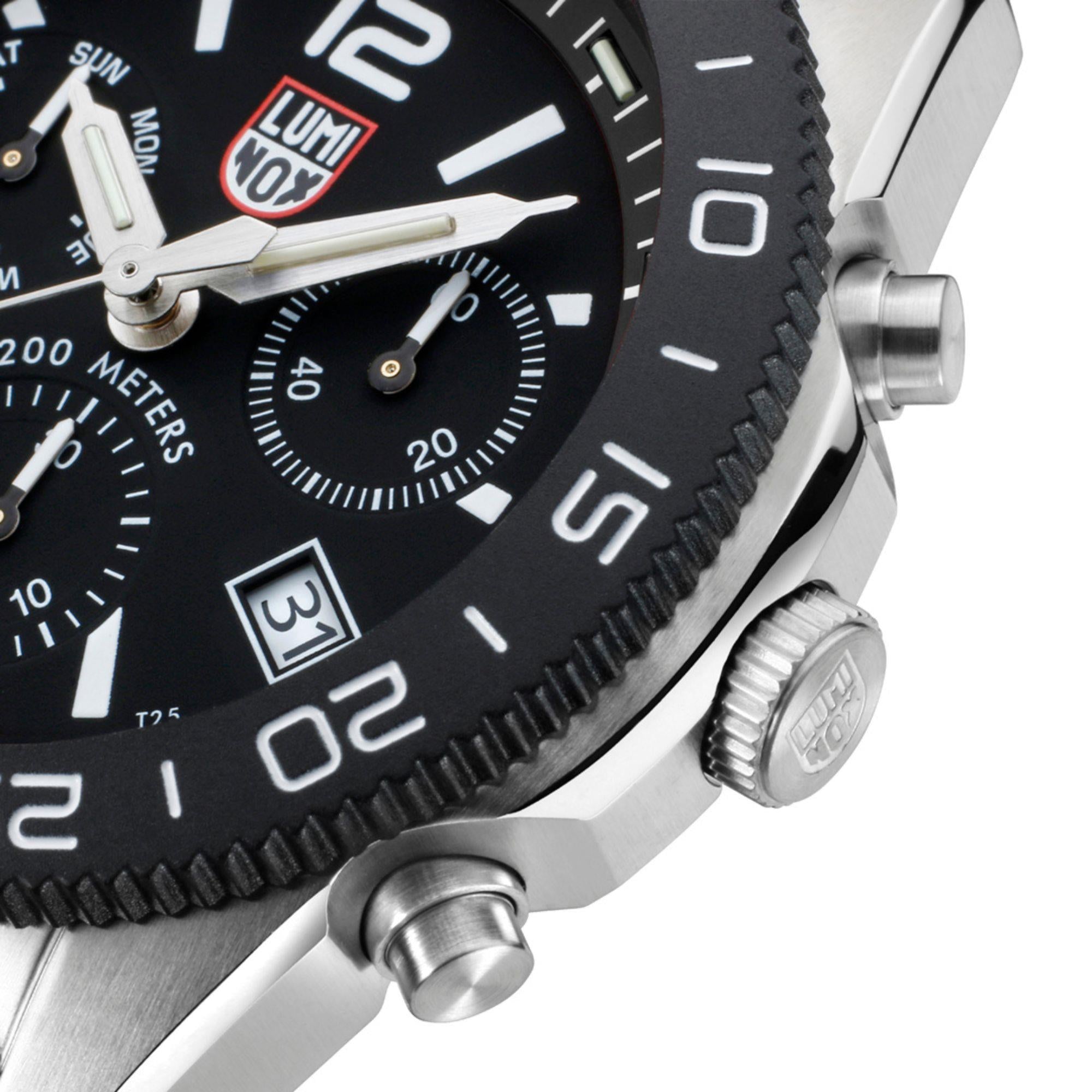 Luminox Pacific Diver Chronograph Edelstahlarmband Herren Uhr XS.3142