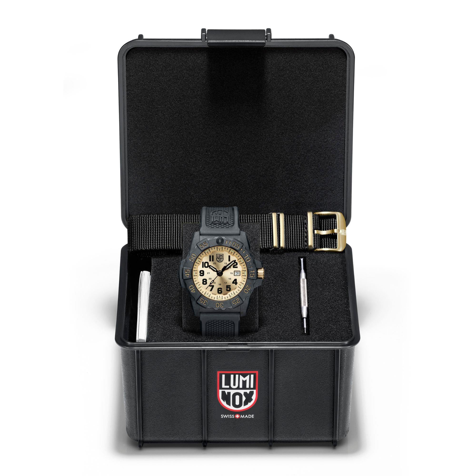 Luminox Navy Seal Goldenes Zifferblatt Limitierte Auflage Gummiband Herren Uhr XS.3505.GP.SET