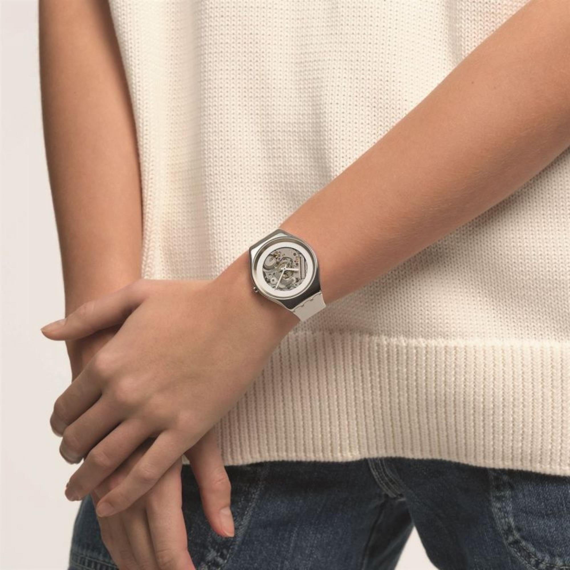 Swatch PURE WHITE IRONY Herren Uhr SYXS138