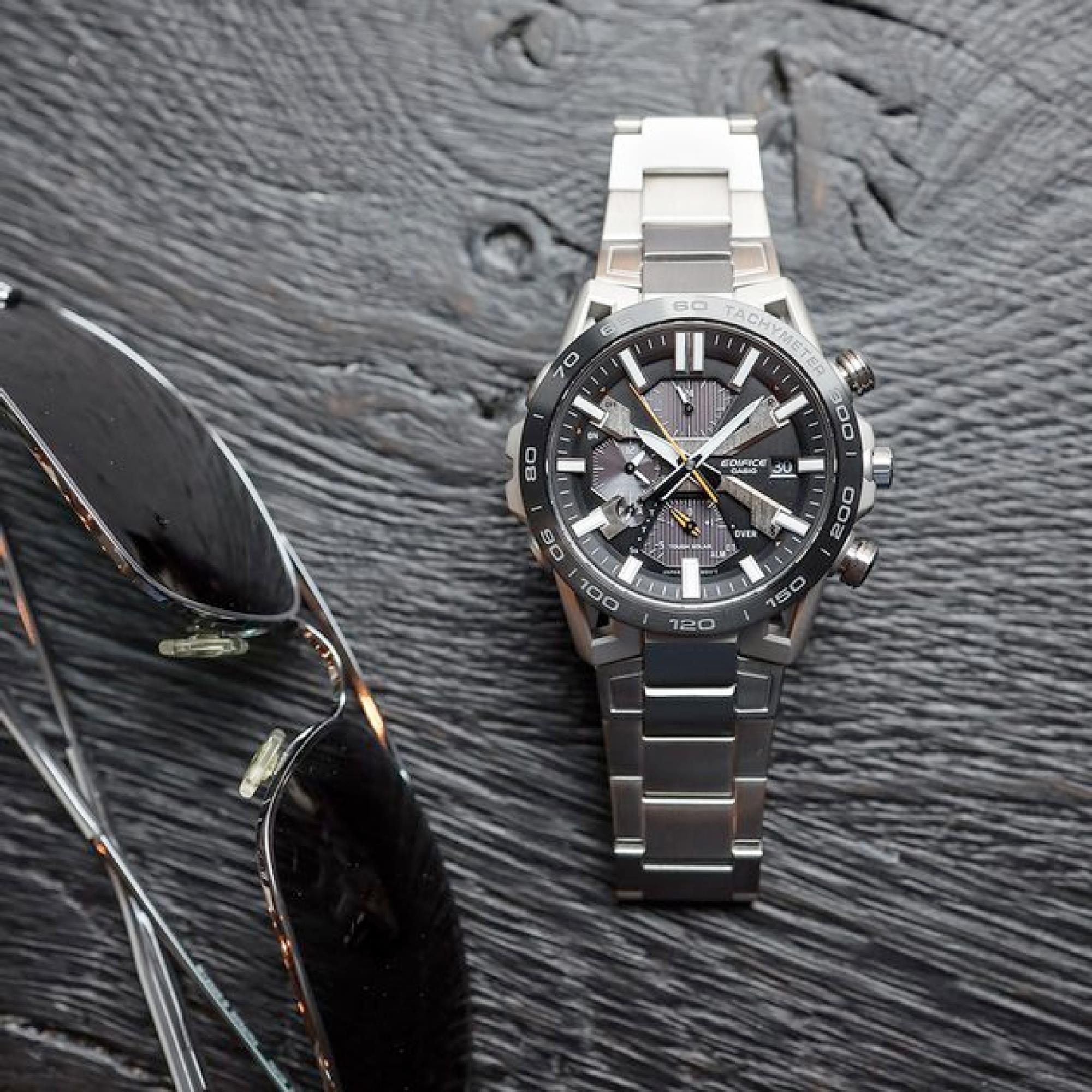 Casio Edifice Bluetooth Chronograph Stahlarmband Quarz Herren Uhr EQB-2000DB-1AER