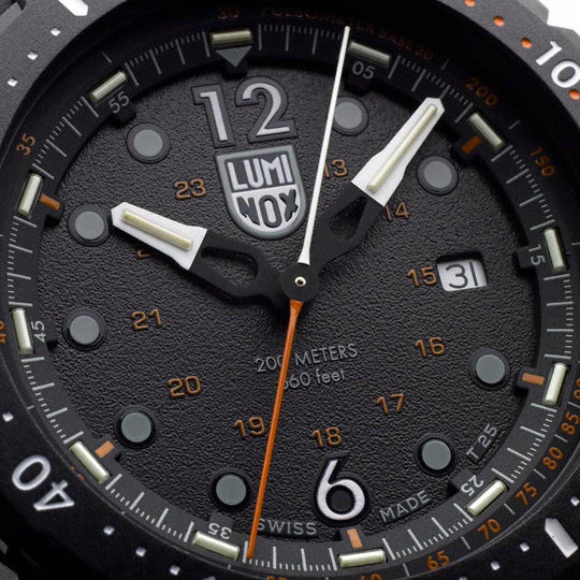 Luminox ICE SAR Arctic 1050 SERIE Schwarzes Zifferblatt mit schwarzem Gummiarmband