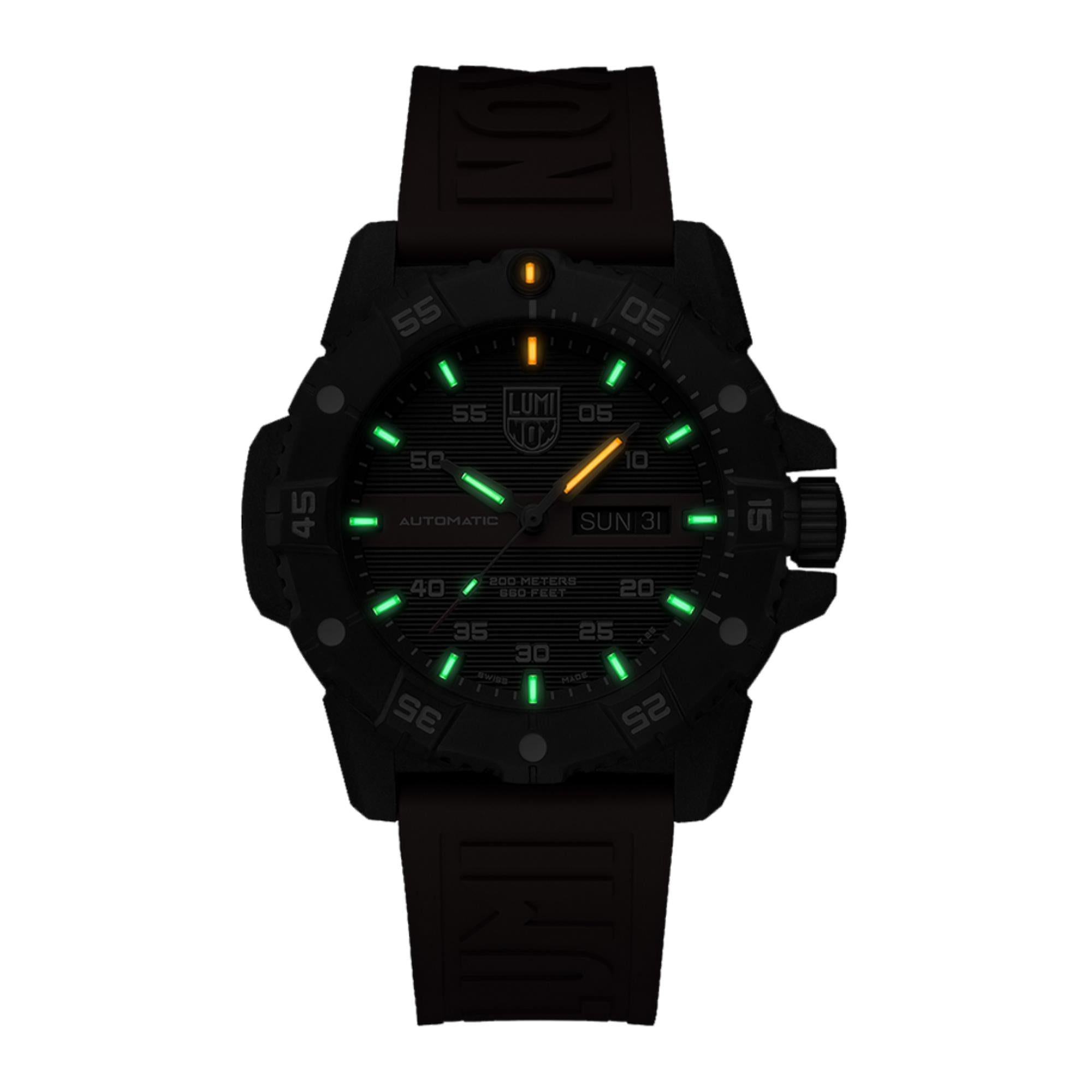 LUMINOX MASTER CARBON SEAL Schwarzes Zifferblatt AUTOMATIK 3860 SERIE XS.3876.RB