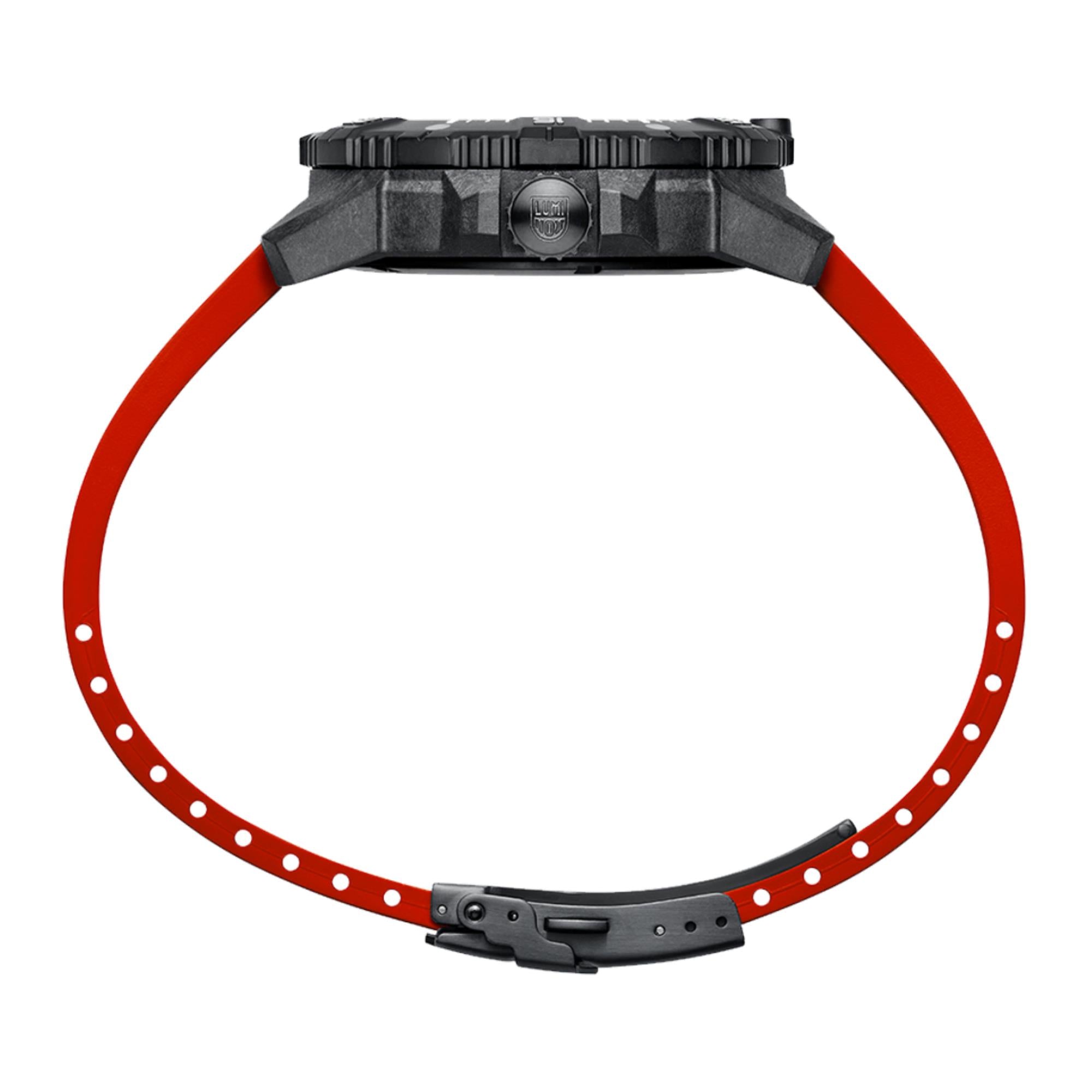 LUMINOX MASTER CARBON SEAL Schwarzes Zifferblatt AUTOMATIK 3860 SERIE XS.3876.RB
