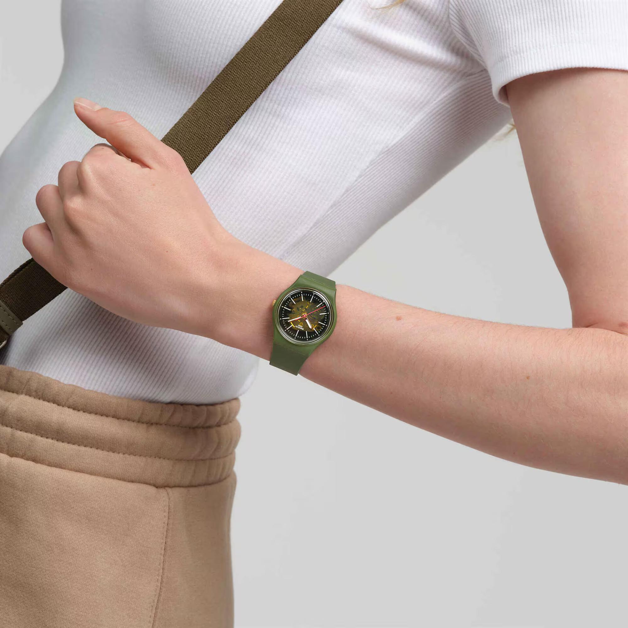 Swatch THRU THE GREENERY Quarz Grünes Zifferblatt Edelstahlarmband Herren Uhr SO28G110