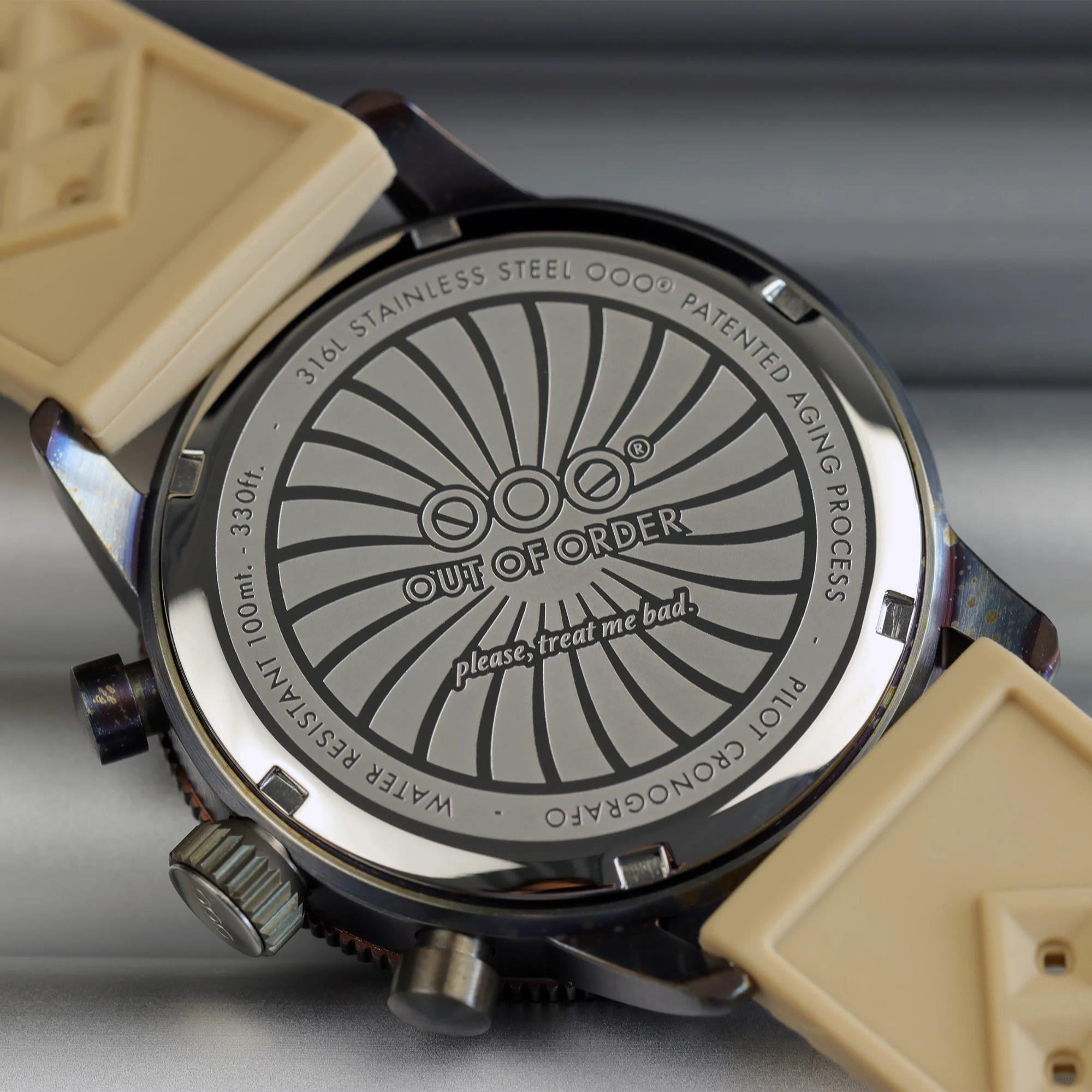 Out of Order Pilot Chronograph Quarz Braun Zifferblatt Lederarmband Herren Uhr OOO.001-28.GR
