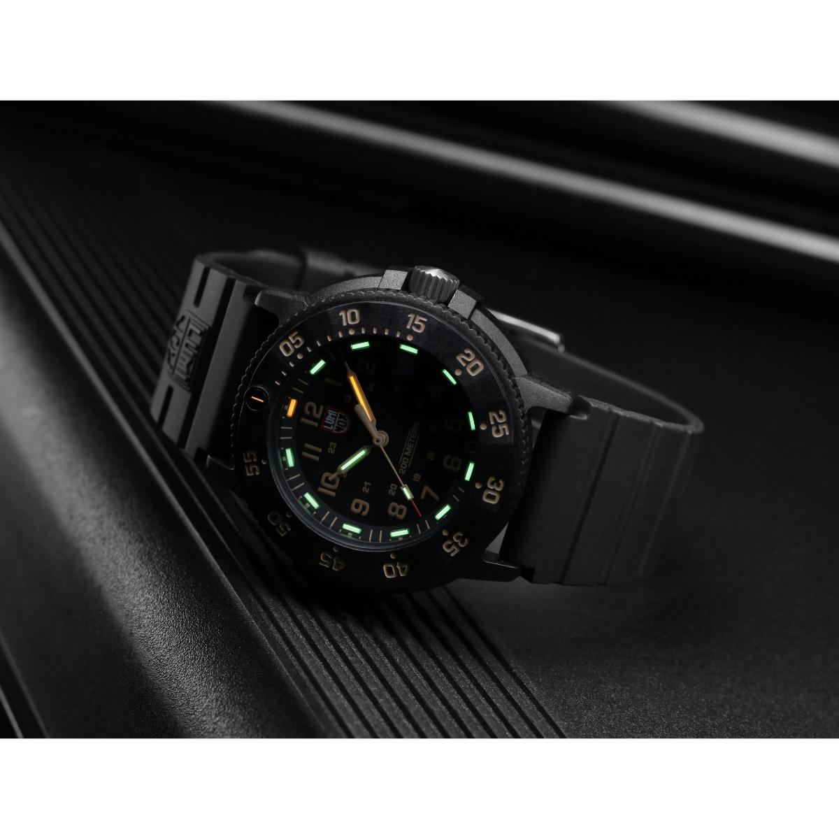 Luminox Original Navy Seal 3000 Series Men's Military Dive Watch XS.3001.EVO.OR.S