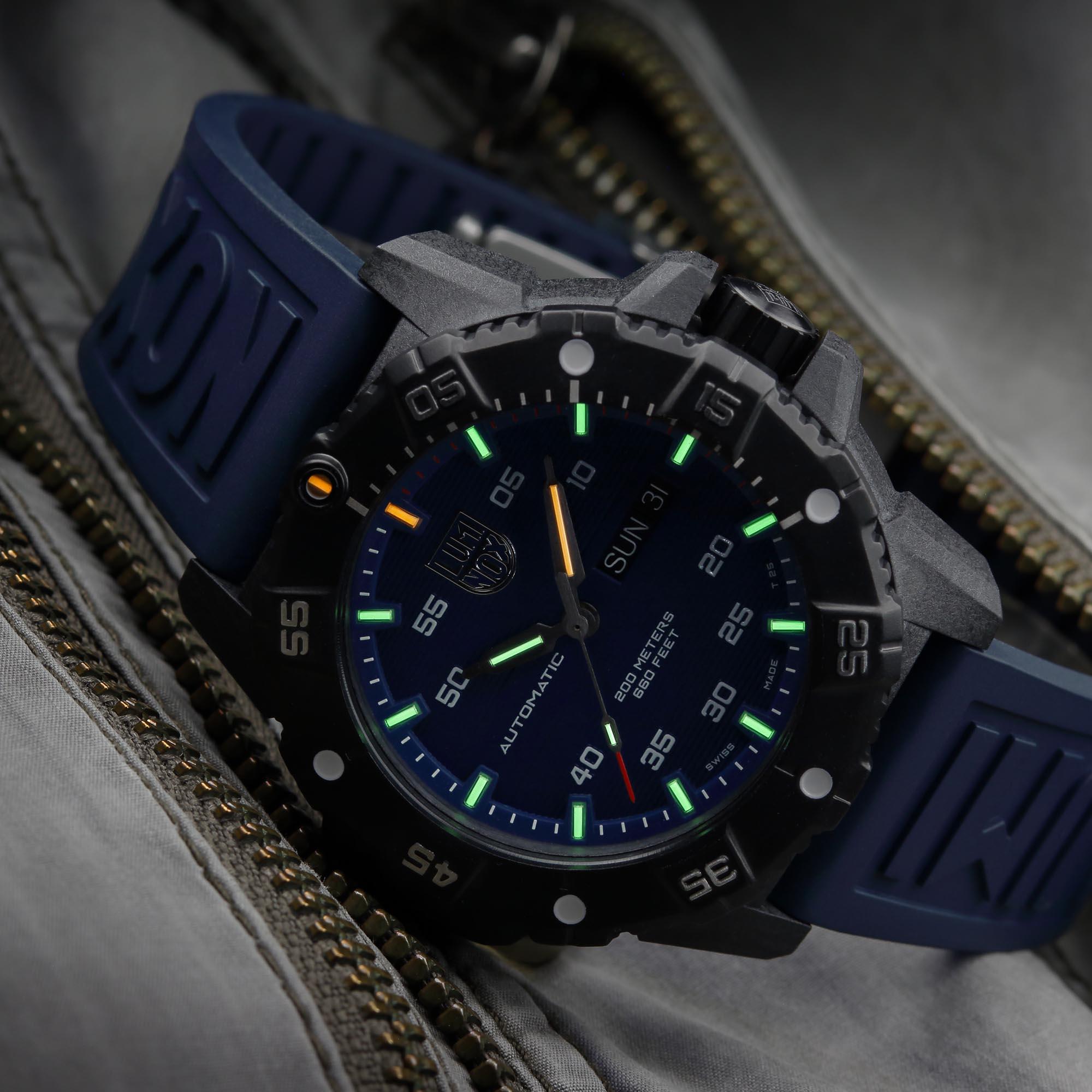 Luminox Master Carbon Seal 45mm Blaues Zifferblatt Gummi Herren Automatik Uhr XS.3863