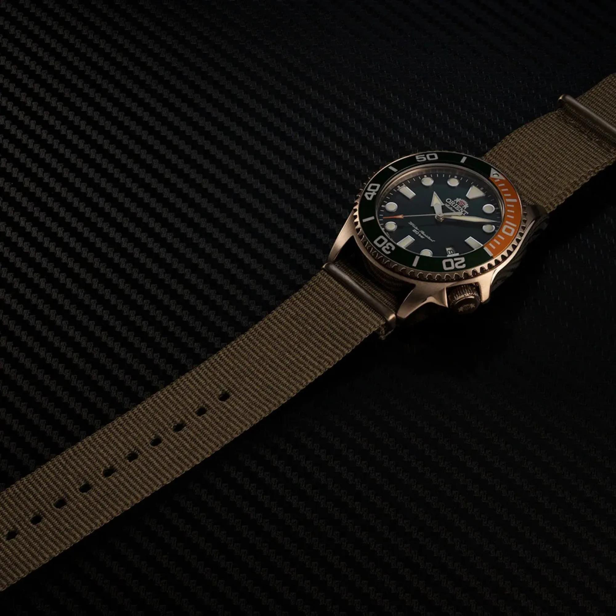 Orient RA-AC0K04E30B