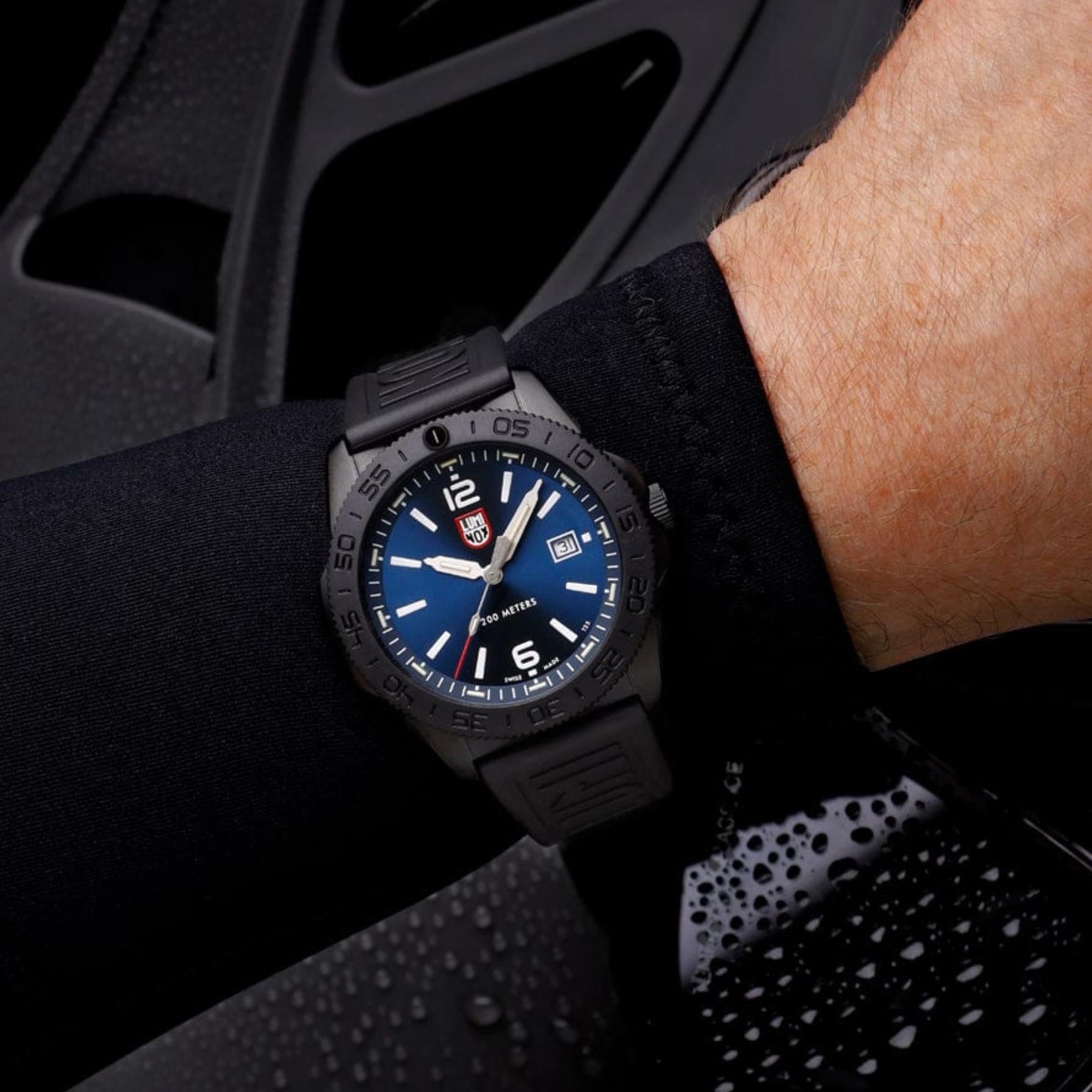 Luminox Pacific Diver 44mm Blue Dial Rubber Mens Quartz Watch XS.3123.B