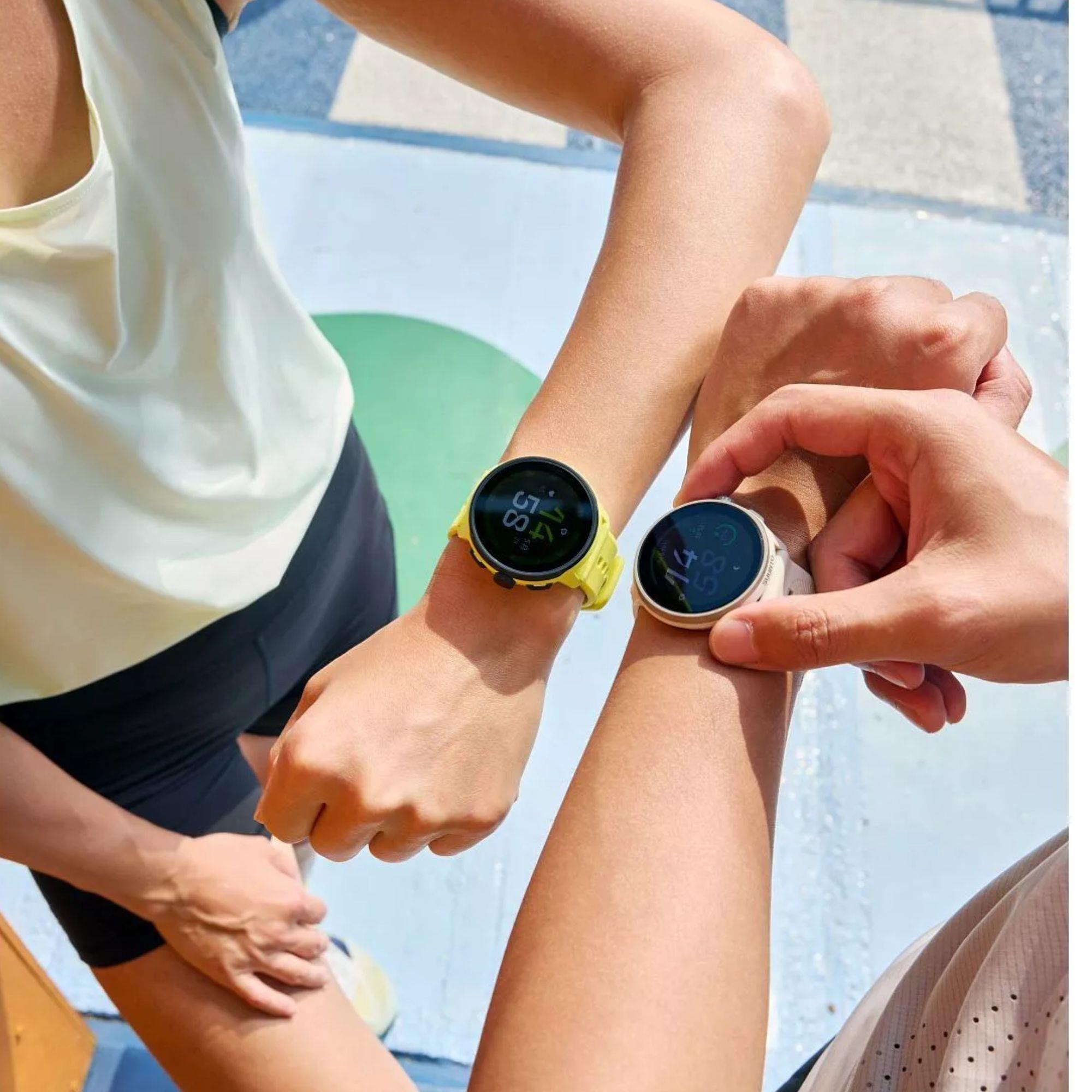 Suunto Run Frost Gray Digital Silicone Smart Watch SS051273000