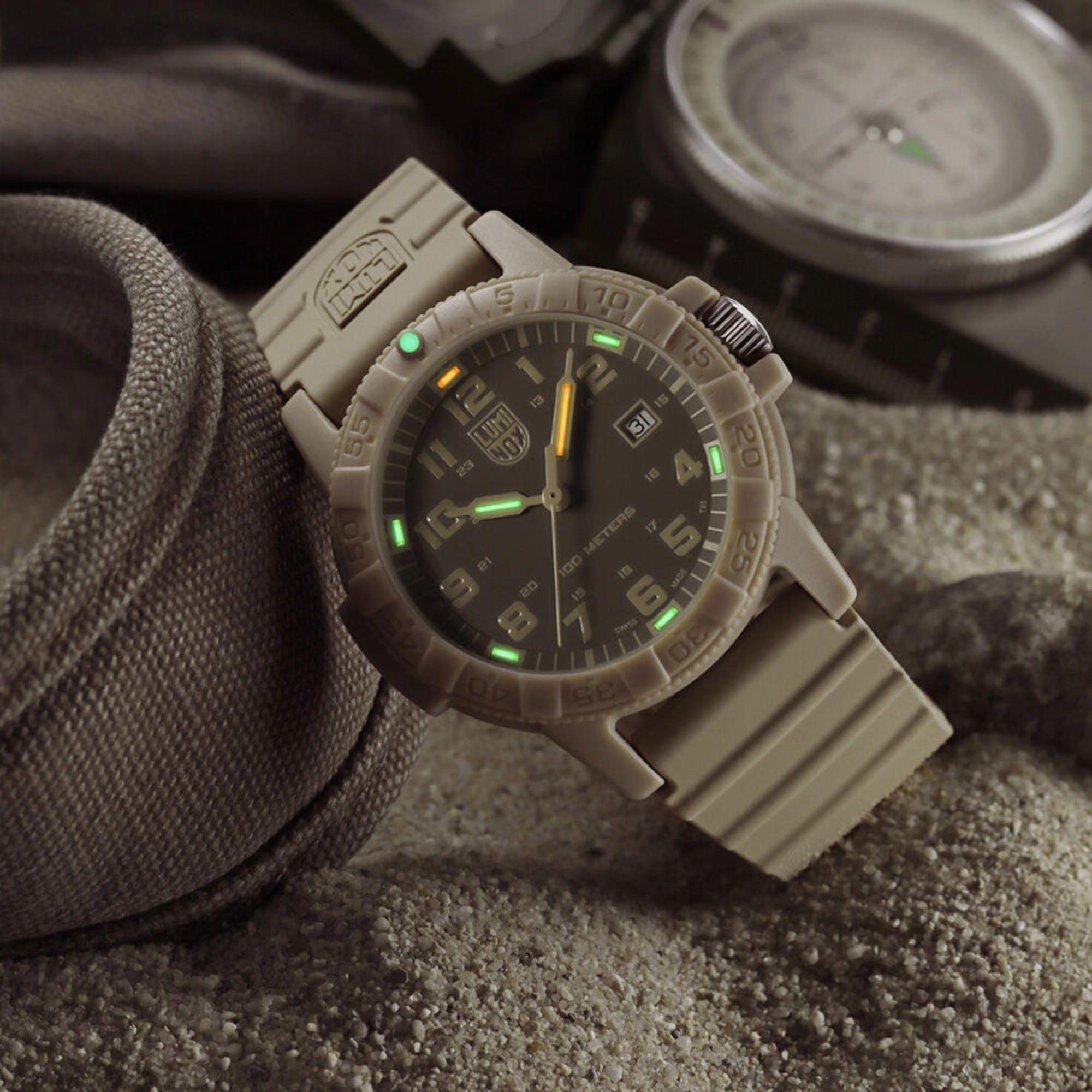 Luminox Leatherback Sea Turtle 44mm Brown Dial Rubber Mens Quartz Watch XS.0326