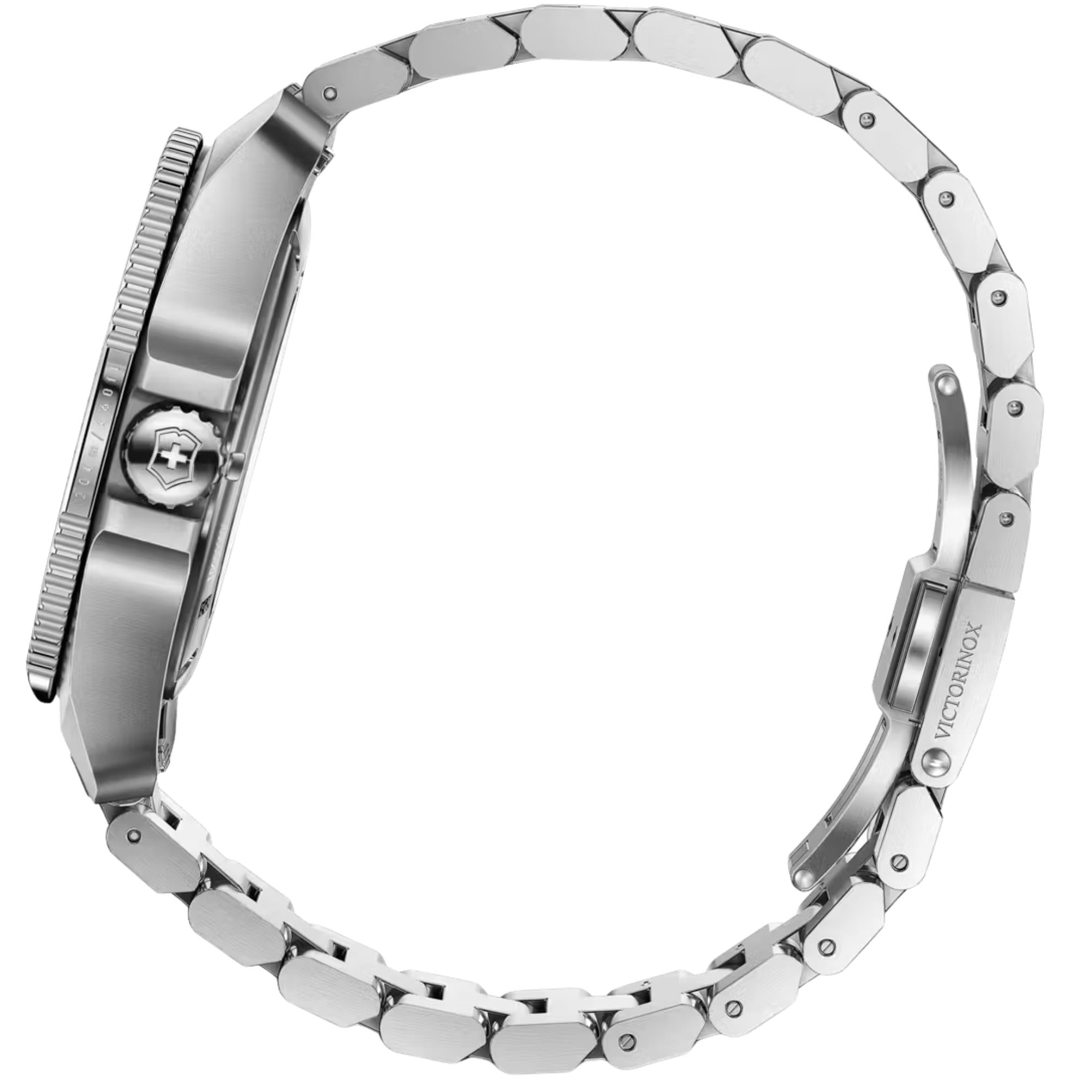 Victorinox Journey 1884 242010 stainless steel bracelet and deployment clasp