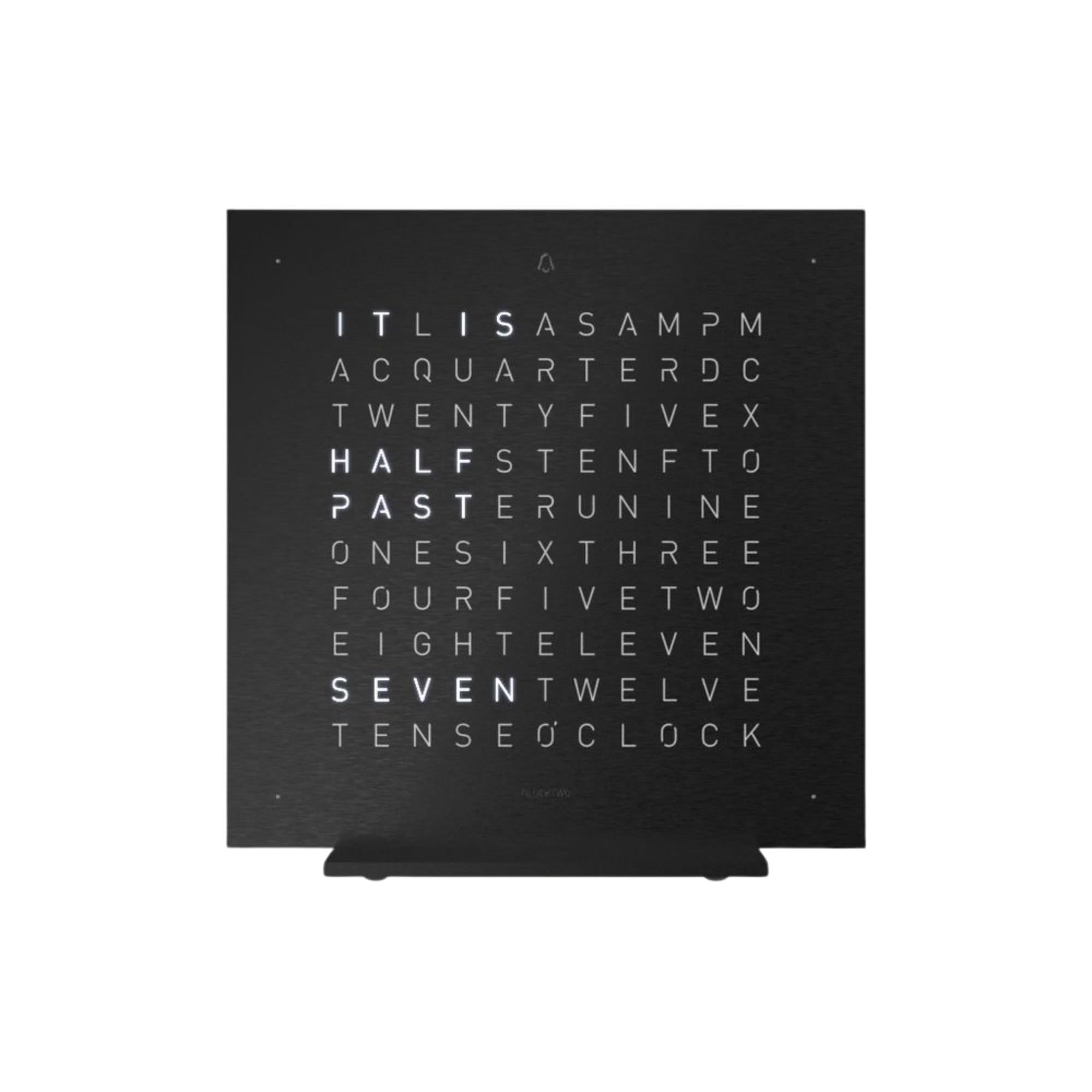 QLOCKTWO Earth 13.5 Stahl Serie Tiefschwarz Englische Tischuhr T4BLENSSBL-UK
