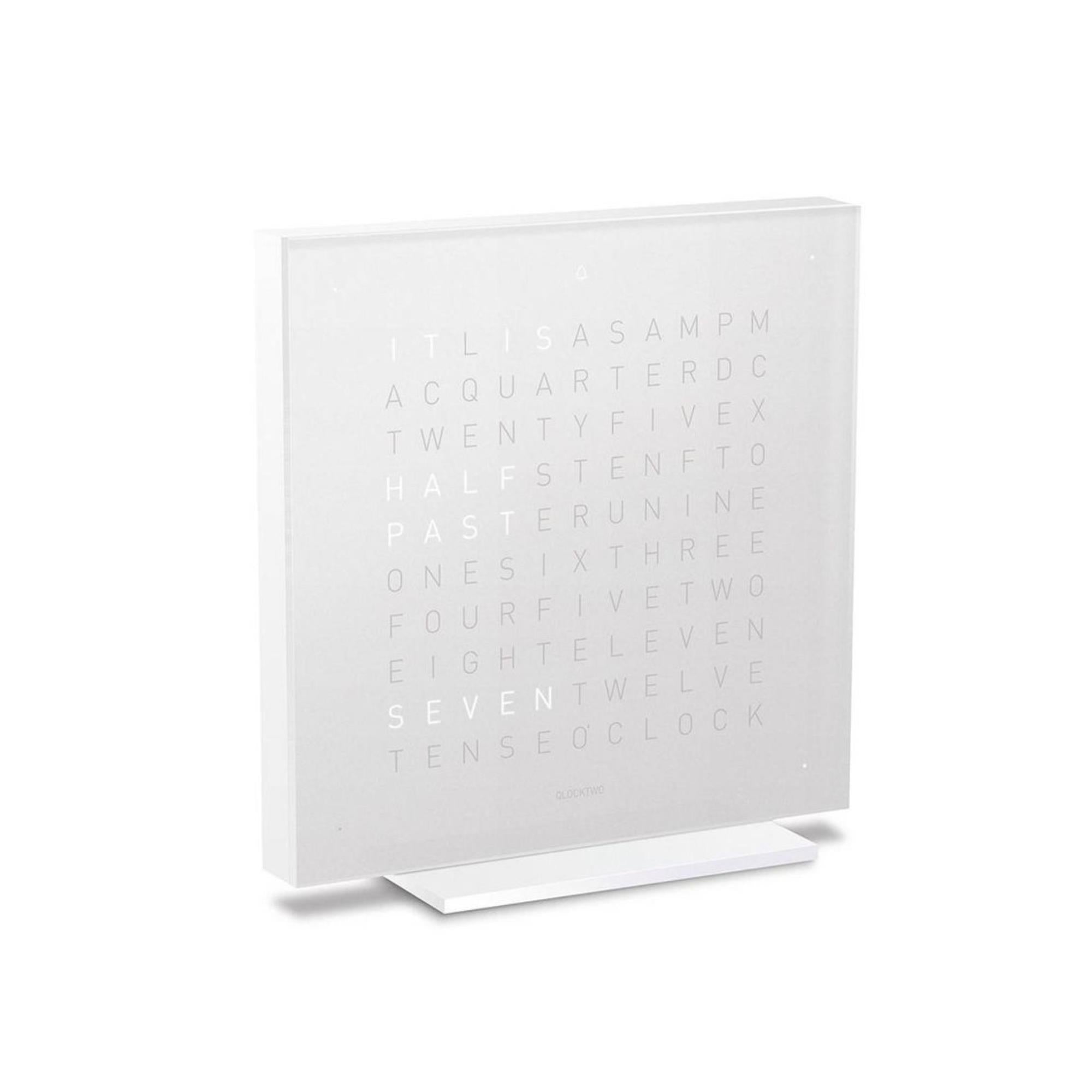 QLOCKTWO Earth 13.5 Pure Vanilla Sugar Englische Tischuhr T4PENVS-UK
