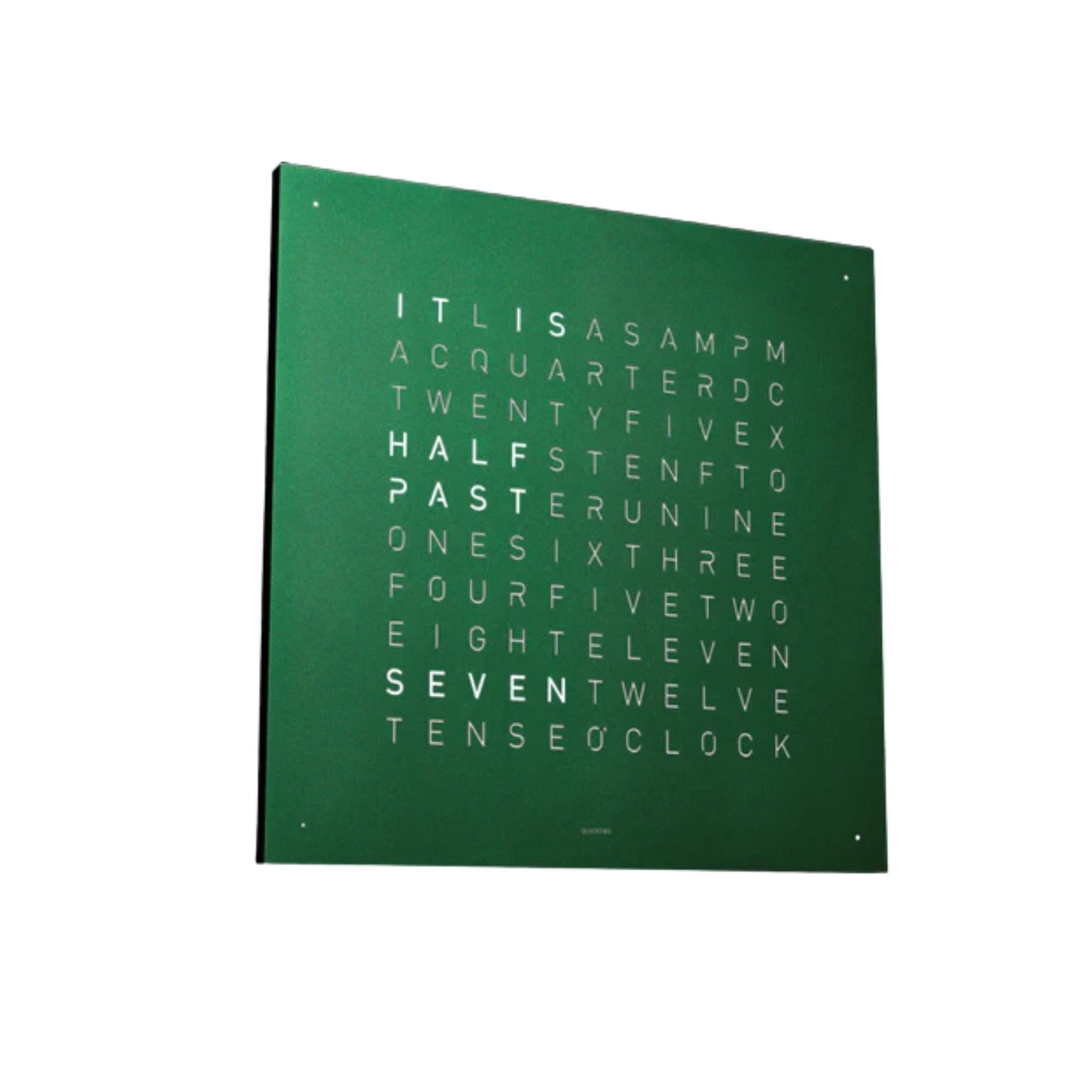 QLOCKTWO Earth 45 Grüner Samt Englische Wanduhr QT4ENRGVC-UK