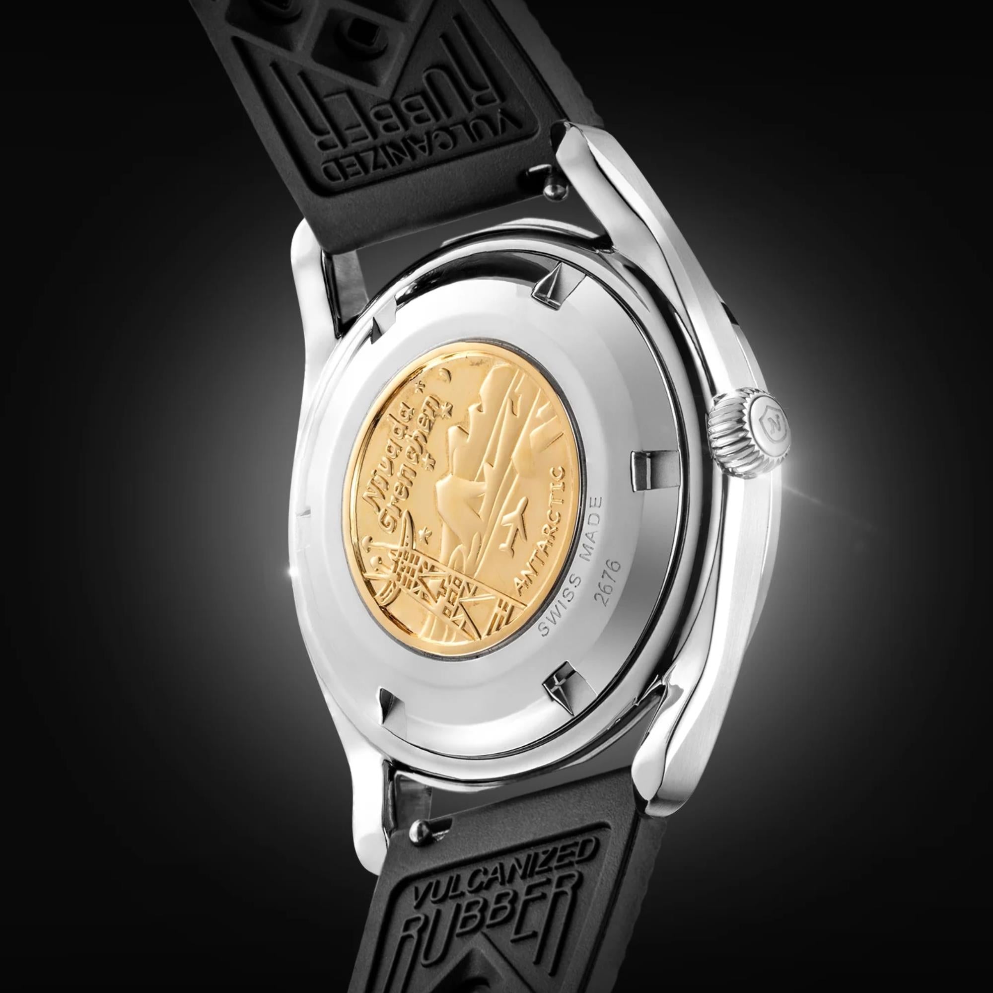 Nivada Grenchen Super Antarctic 38mm Schwarzes Zifferblatt Gummi Herren Automatik Uhr 32056A01