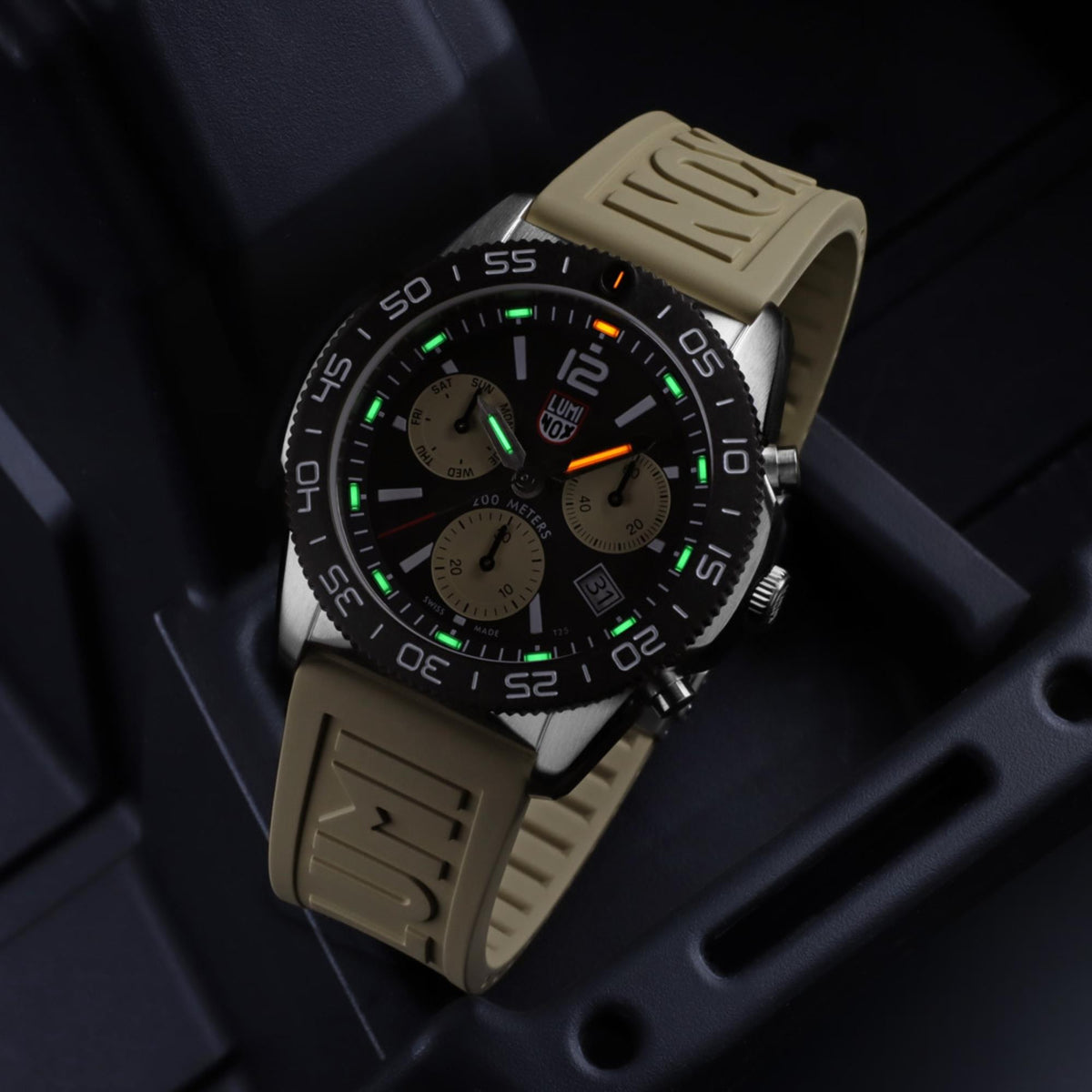 Luminox Pacific Diver 3140 Series 44mm Chronograph Black Dial Rubber Mens Quartz Watch XS.3150