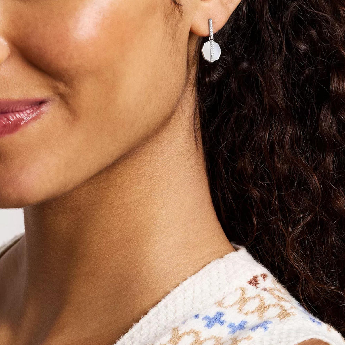 Fossil Merrit Timeless Mother of Pearl Steel Ladies Earrings JF04911040