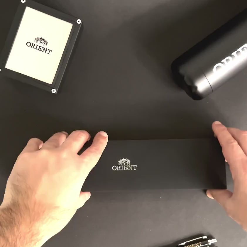 Unboxing an Orient Contemporary automatic watch and showcasing its design 