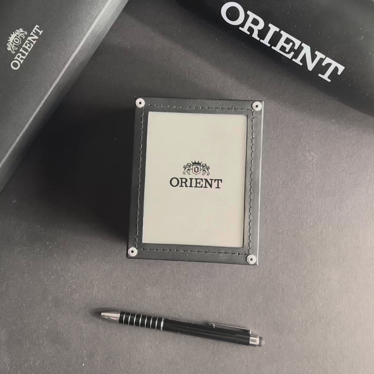 Unboxing & Detailed Look at the Orient RA-TX0207R10B Mako 43mm Solar Chronograph with red dial and stainless steel bracelet.