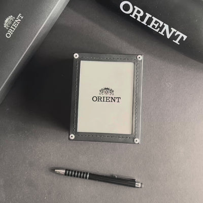 Unboxing & Detailed Look at the Orient RA-TX0207R10B Mako 43mm Solar Chronograph with red dial and stainless steel bracelet.