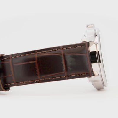 Close-up of the Orient RA-AA0C06E39B Contemporary watch rotating