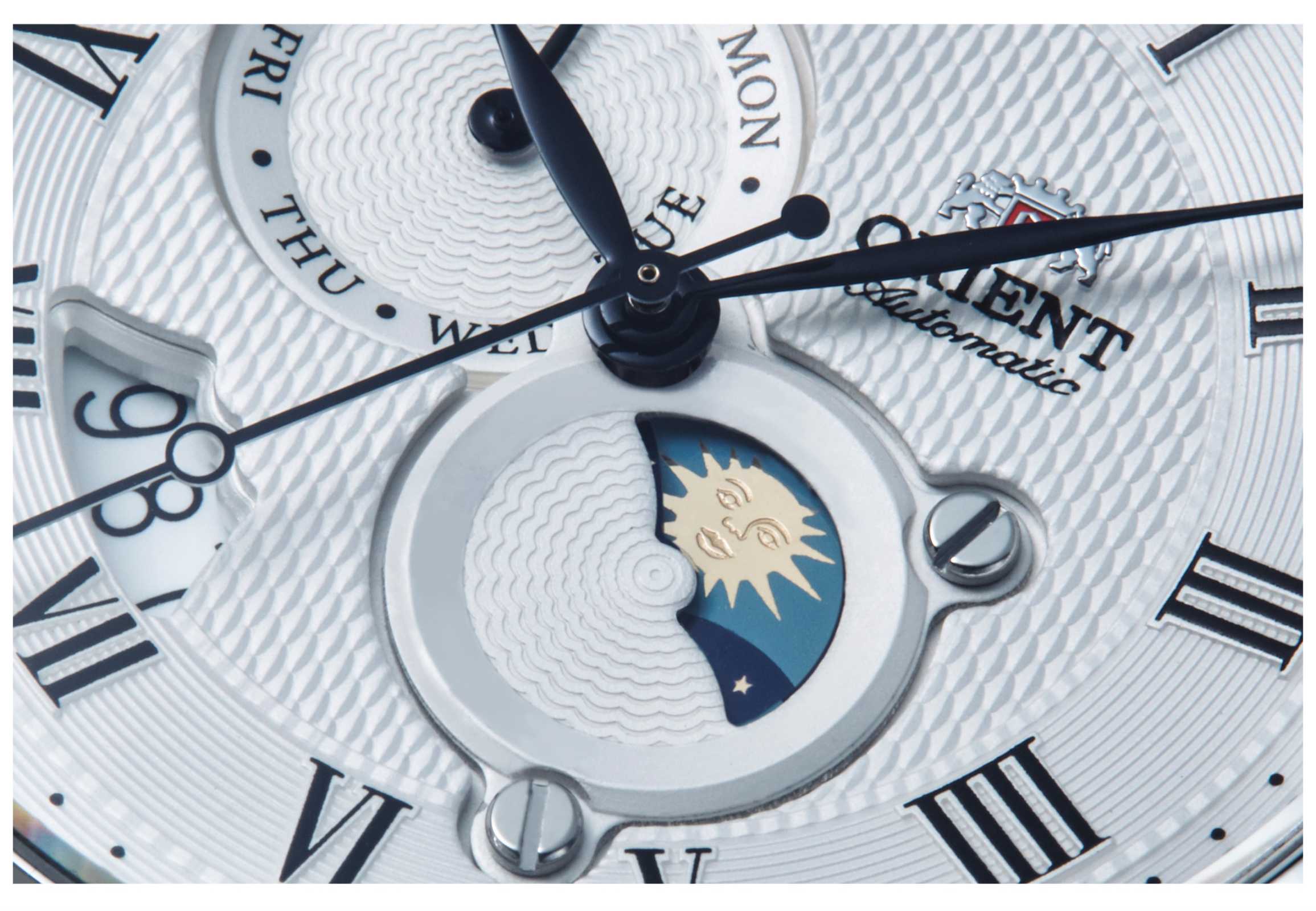 Orient Bambino 42,5 mm Sonne & Mond Weißes Zifferblatt Leder Herren Automatik Uhr RA-AK0008S10B