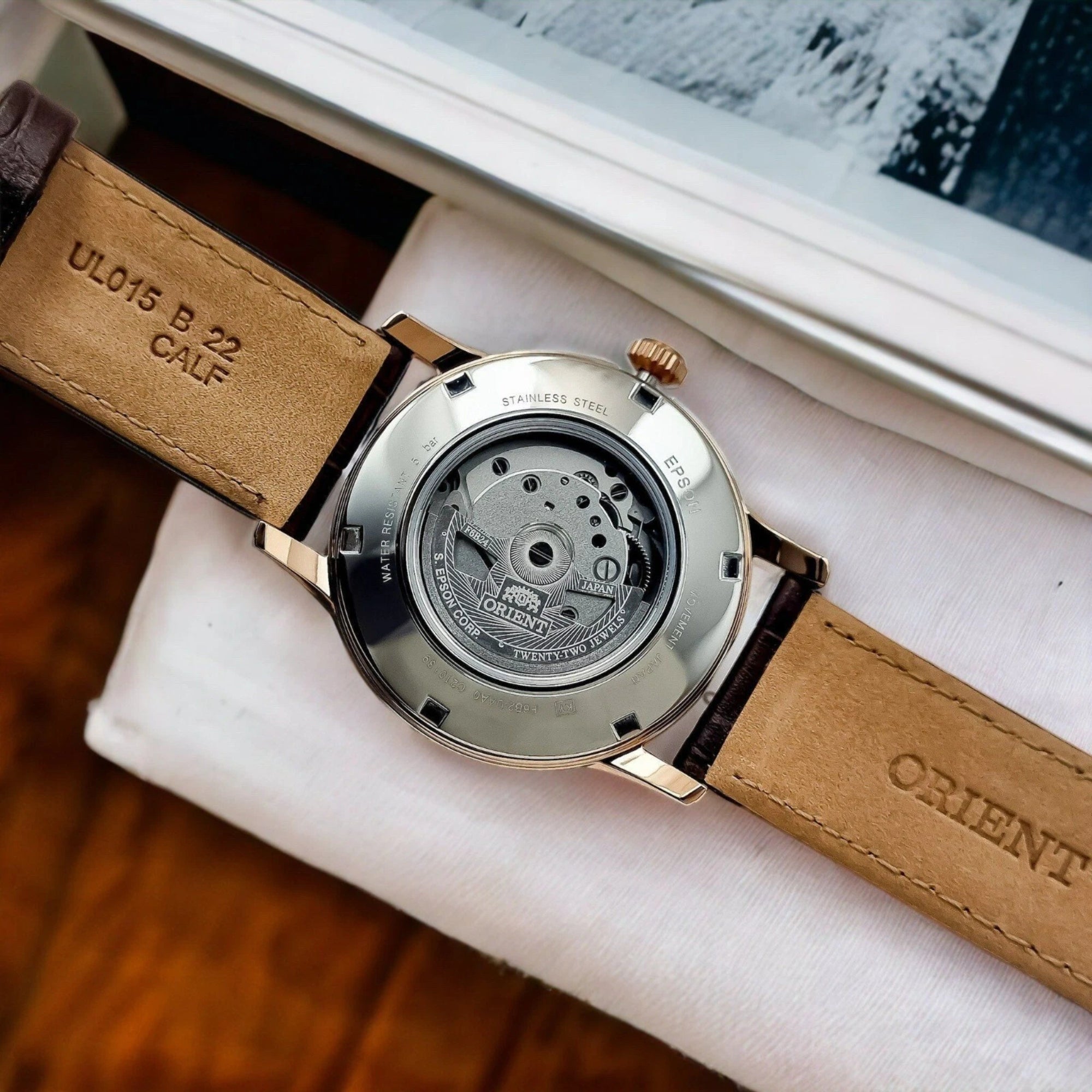Orient Bambino 42,5mm Sonne und Mond braunes Zifferblatt Leder Herren Automatik Uhr RA-AK0009T30B