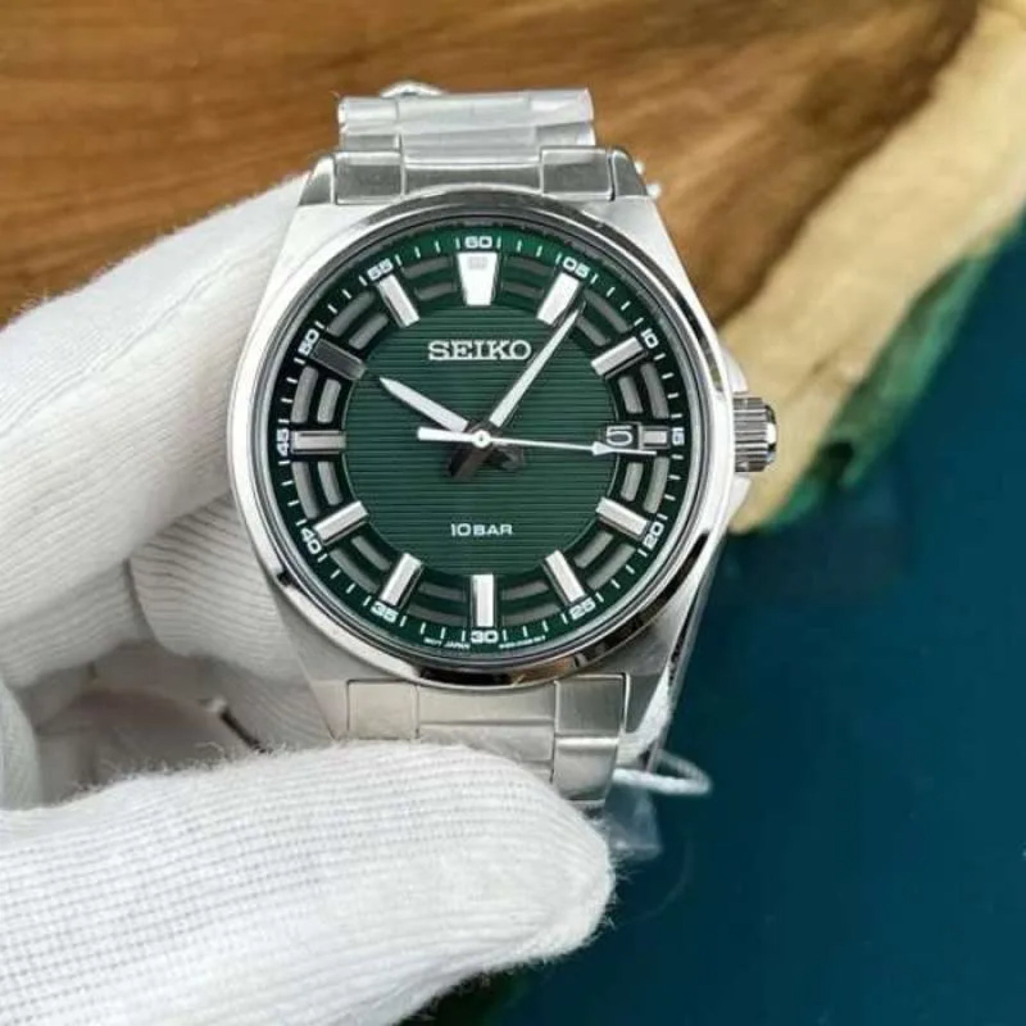 Seiko Conceptual Quartz Green Dial Steel Strap Men's Watch SUR503P1 - WatchNation