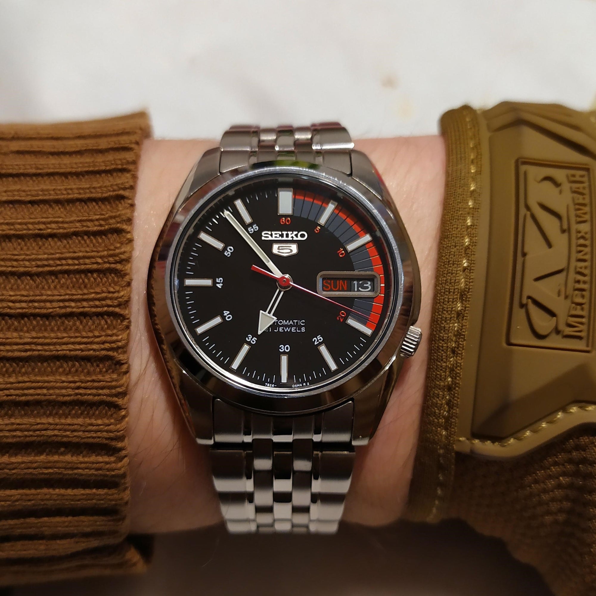 Seiko 5 Automatic Black Dial Steel Strap Men's Watch SNK375K1